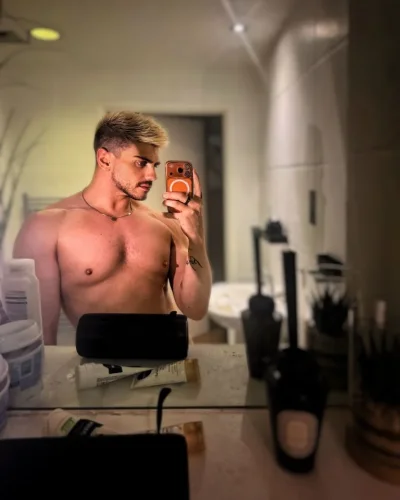 Alberto photo 11, slavic, curvy, blonde hair, 185 cm, 90 kg, Hong Kong