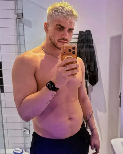 Alberto photo 14, slavic, curvy, blonde hair, 185 cm, 90 kg, Hong Kong