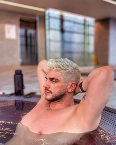 Alberto photo 8, slavic, curvy, blonde hair, 185 cm, 90 kg, Hong Kong
