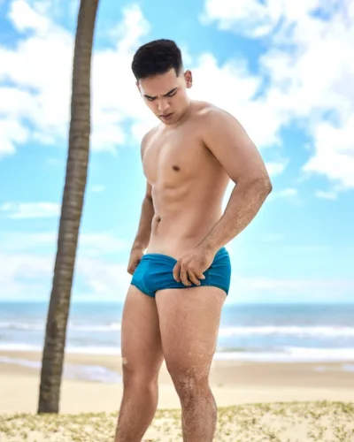 Harold photo 19, latino, curvy, black hair, 180 cm, 81 kg, Hong Kong