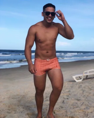 Harold photo 20, latino, curvy, black hair, 180 cm, 81 kg, Hong Kong