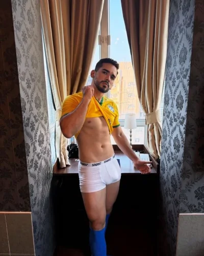 Harold photo 26, latino, curvy, black hair, 180 cm, 81 kg, Hong Kong