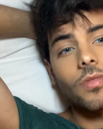 Lucas photo 38, european, slim, black hair, 178 cm, 54 kg, Hong Kong