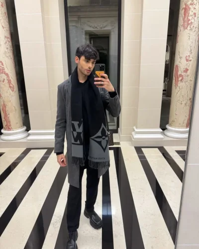 Lucas photo 41, european, slim, black hair, 178 cm, 54 kg, Hong Kong