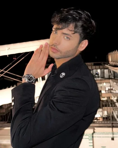 Lucas photo 44, european, slim, black hair, 178 cm, 54 kg, Hong Kong