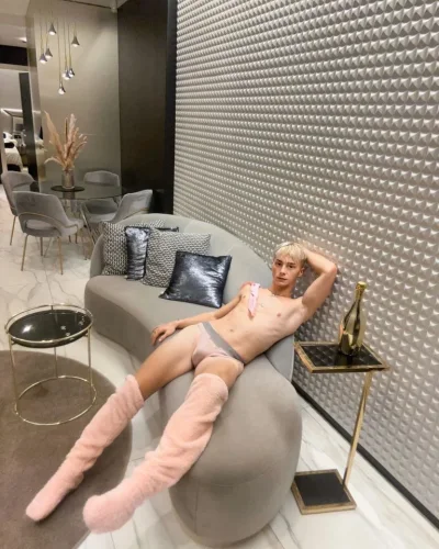Zarcy photo 19, latino, average, blonde hair, 175 cm, 65 kg, Hong Kong