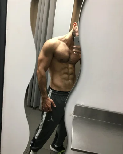 Volk photo 3, slavic, curvy, black hair, 185 cm, 86 kg, Hong Kong