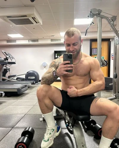 Ryder photo 14, latino, curvy, blonde hair, 185 cm, 90 kg, Hong Kong