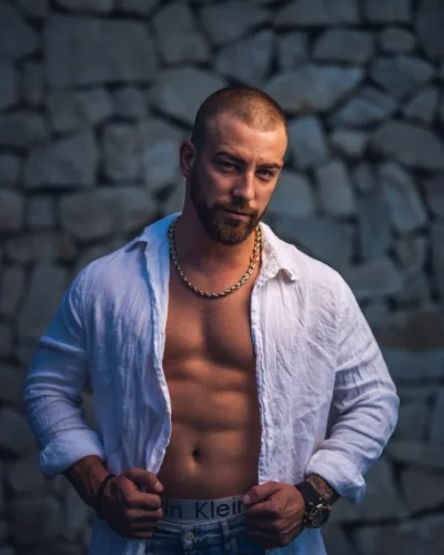 Ryder photo 3, latino, curvy, blonde hair, 185 cm, 90 kg, Hong Kong