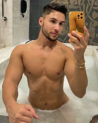 Xavier photo 12, slavic, athletic, black hair, 185 cm, 81 kg, Hong Kong