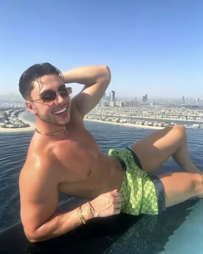 Xavier photo 14, slavic, athletic, black hair, 185 cm, 81 kg, Hong Kong