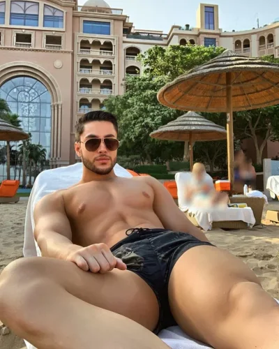 Xavier photo 17, slavic, athletic, black hair, 185 cm, 81 kg, Hong Kong