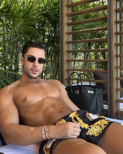 Xavier photo 24, slavic, athletic, black hair, 185 cm, 81 kg, Hong Kong