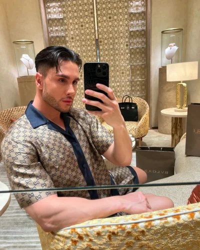 Xavier photo 25, slavic, athletic, black hair, 185 cm, 81 kg, Hong Kong