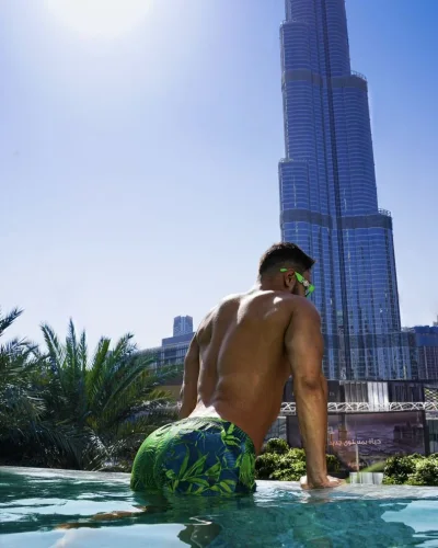 Xavier photo 3, slavic, athletic, black hair, 185 cm, 81 kg, Hong Kong