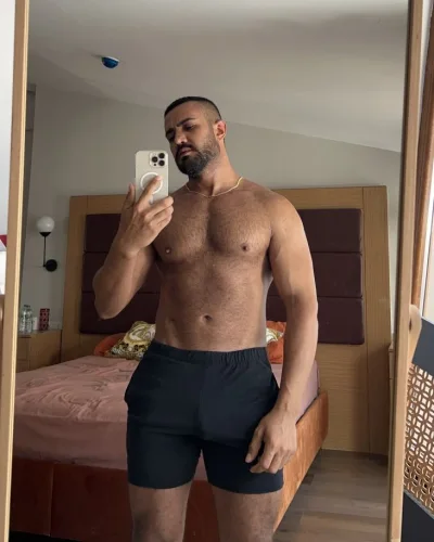 Vulcan photo 8, mixed, curvy, black hair, 180 cm, 81 kg, Hong Kong