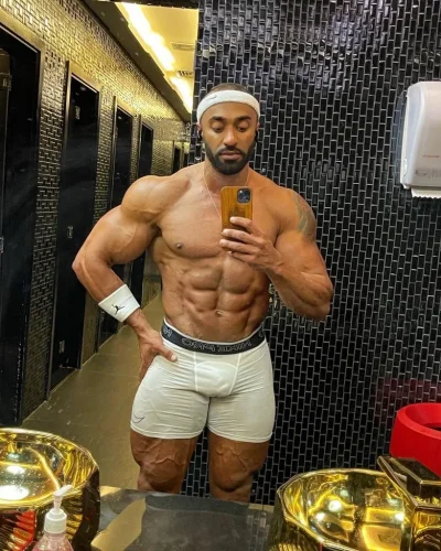 Charles photo 21, european, curvy, brunette, 178 cm, 105 kg, Hong Kong