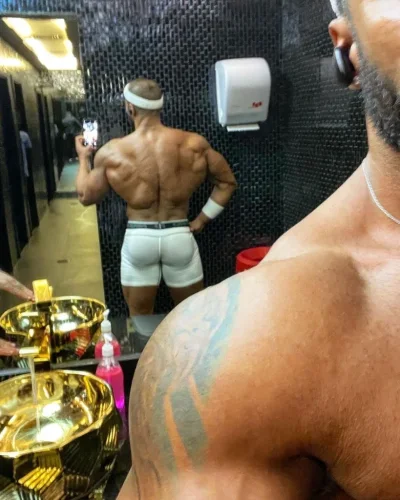 Charles photo 22, european, curvy, brunette, 178 cm, 105 kg, Hong Kong