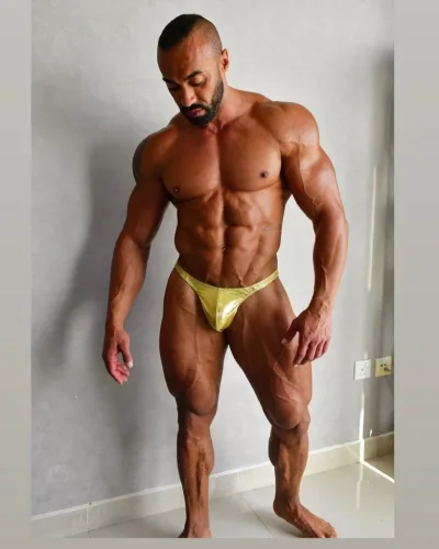 Charles photo 26, european, curvy, brunette, 178 cm, 105 kg, Hong Kong