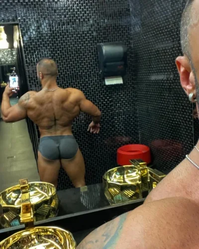 Charles photo 4, european, curvy, brunette, 178 cm, 105 kg, Hong Kong