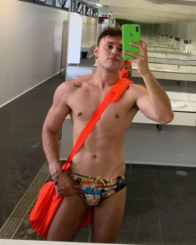 Yoel photo 29, latino, average, brunette, 178 cm, 68 kg, Hong Kong