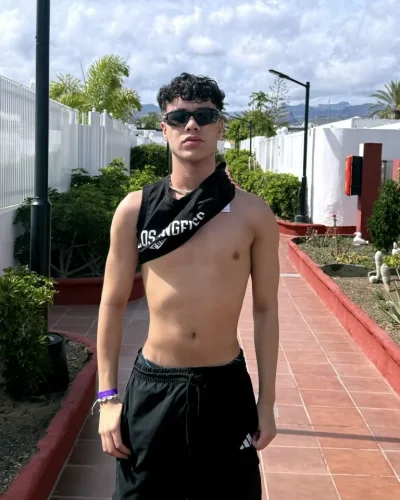 Cedric photo 7, latino, average, black hair, 175 cm, 65 kg, Hong Kong