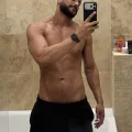 Wellington photo 10, latino, curvy, black hair, 185 cm, 90 kg, Hong Kong