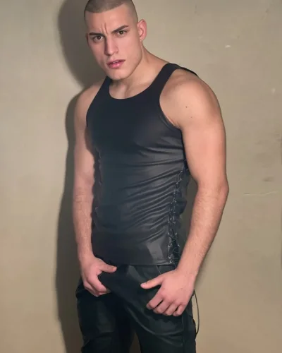 Dominic photo 4, slavic, curvy, black hair, 185 cm, 86 kg, Hong Kong