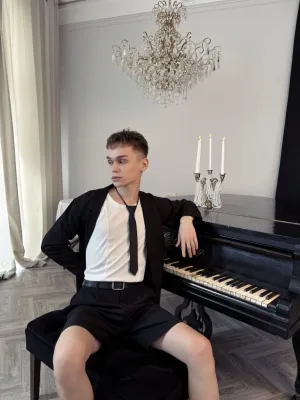 Vladislav photo 1, latino, slim, brunette, 180 cm, 58 kg, Hong Kong