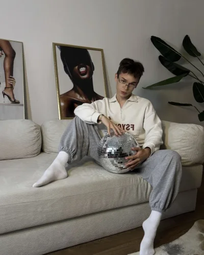 Vladislav photo 2, latino, slim, brunette, 180 cm, 58 kg, Hong Kong
