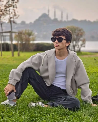 Alejandro photo 11, asian, slim, black hair, 165 cm, 49 kg, Hong Kong
