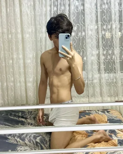 Alejandro photo 9, asian, slim, black hair, 165 cm, 49 kg, Hong Kong
