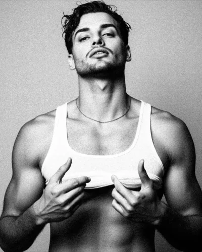 Zack photo 1, latino, athletic, black hair, 185 cm, 83 kg, Hong Kong