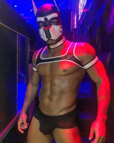 Tony photo 7, latino, curvy, black hair, 178 cm, 83 kg, Hong Kong