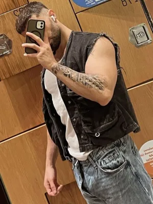 Tarkan photo 1, mixed, athletic, black hair, 178 cm, 79 kg, Hong Kong