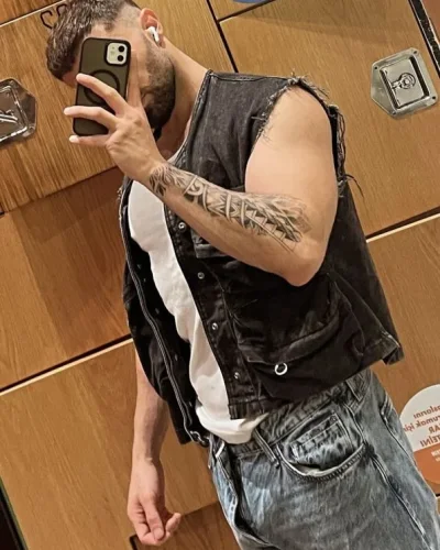 Tarkan photo 1, mixed, athletic, black hair, 178 cm, 79 kg, Hong Kong
