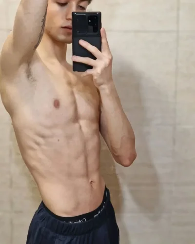 Finn photo 9, european, slim, brunette, 183 cm, 63 kg, Hong Kong