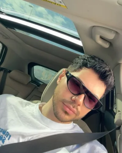 Baran photo 6, mixed, average, black hair, 185 cm, 77 kg, Hong Kong
