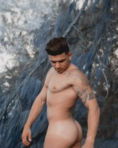Zac photo 29, latino, curvy, black hair, 178 cm, 83 kg, Hong Kong