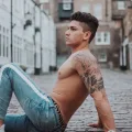 Zac photo 30, latino, curvy, black hair, 178 cm, 83 kg, Hong Kong