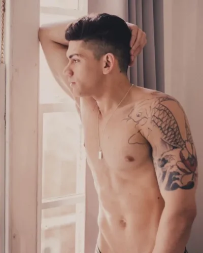 Zac photo 37, latino, curvy, black hair, 178 cm, 83 kg, Hong Kong