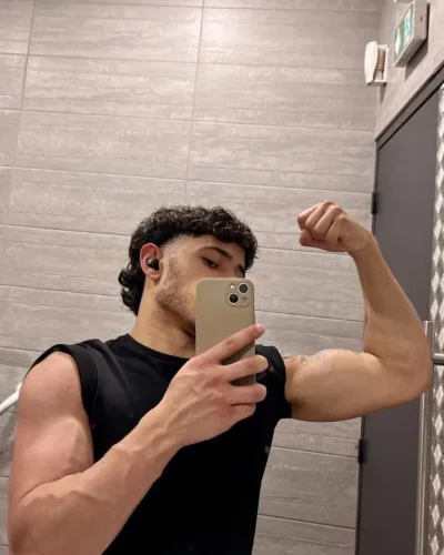 Brock photo 6, latino, average, brunette, 168 cm, 63 kg, Hong Kong
