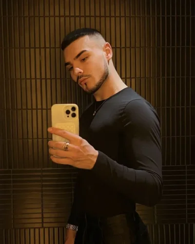 Wesley photo 2, slavic, athletic, black hair, 183 cm, 79 kg, Hong Kong
