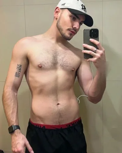 Wesley photo 4, slavic, athletic, black hair, 183 cm, 79 kg, Hong Kong