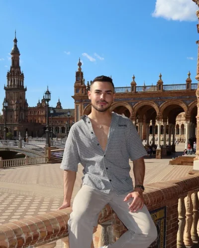 Wesley photo 5, slavic, athletic, black hair, 183 cm, 79 kg, Hong Kong