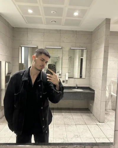 Tarik photo 2, european, average, brunette, 185 cm, 70 kg, Hong Kong
