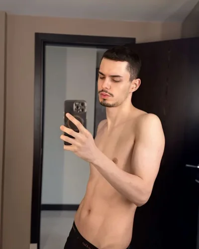 Tarik photo 3, european, average, brunette, 185 cm, 70 kg, Hong Kong