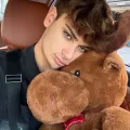 Arthur photo 6, latino, average, brunette, 180 cm, 63 kg, Hong Kong