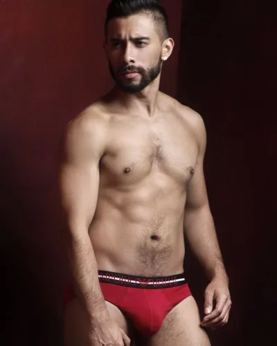Preston photo 11, latino, athletic, black hair, 173 cm, 68 kg, Hong Kong