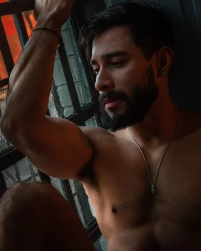 Preston photo 22, latino, athletic, black hair, 173 cm, 68 kg, Hong Kong